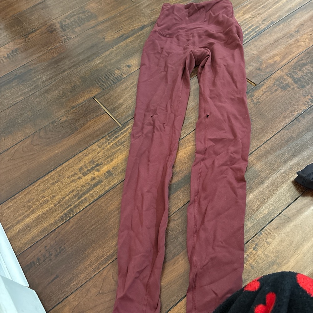 lululemon burgundy leggings